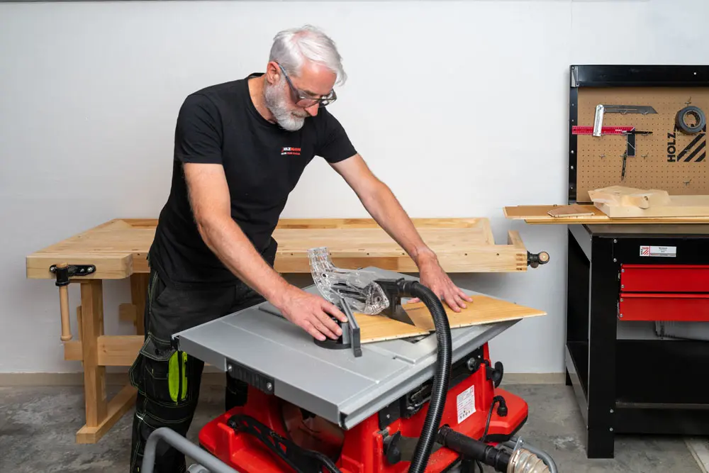Holzmann TK 255 230V pöytäsaha (1).webp
