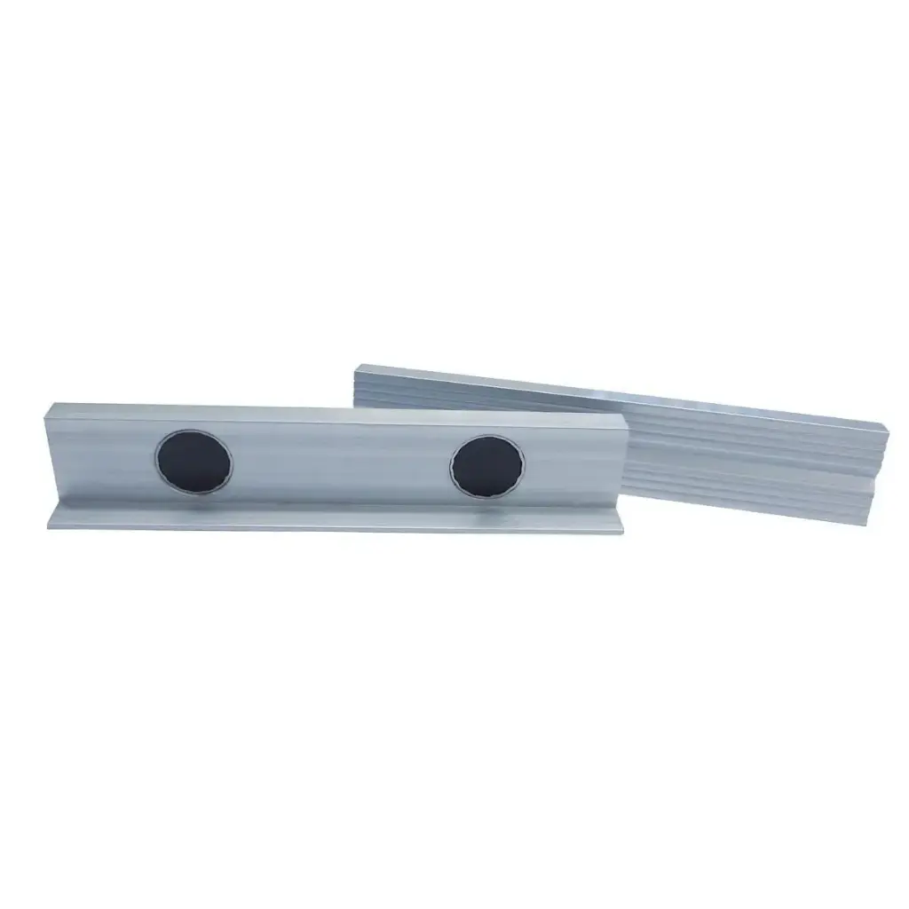 Magneettikiinnitteiset alumiinipalat ruuvipuristimeen 150mm