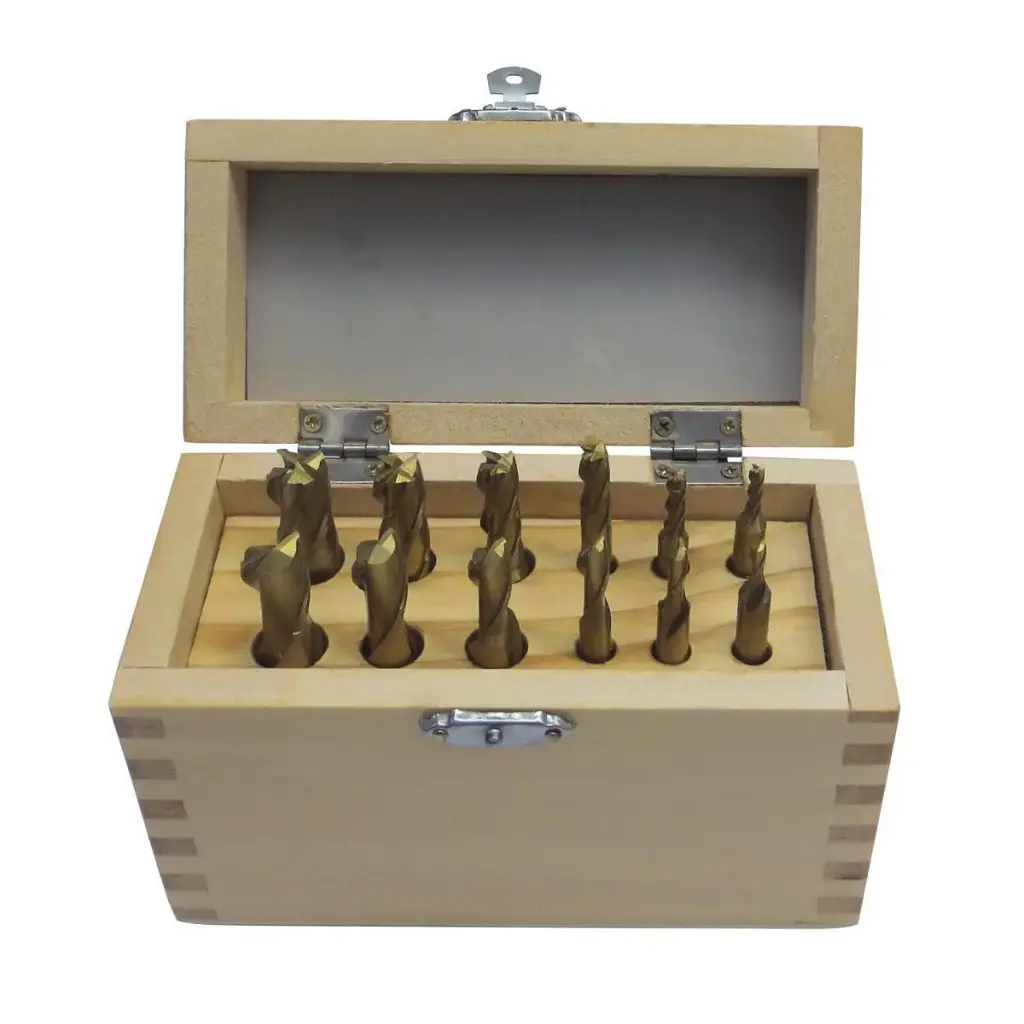 Varsijyrsinsarja FFS12