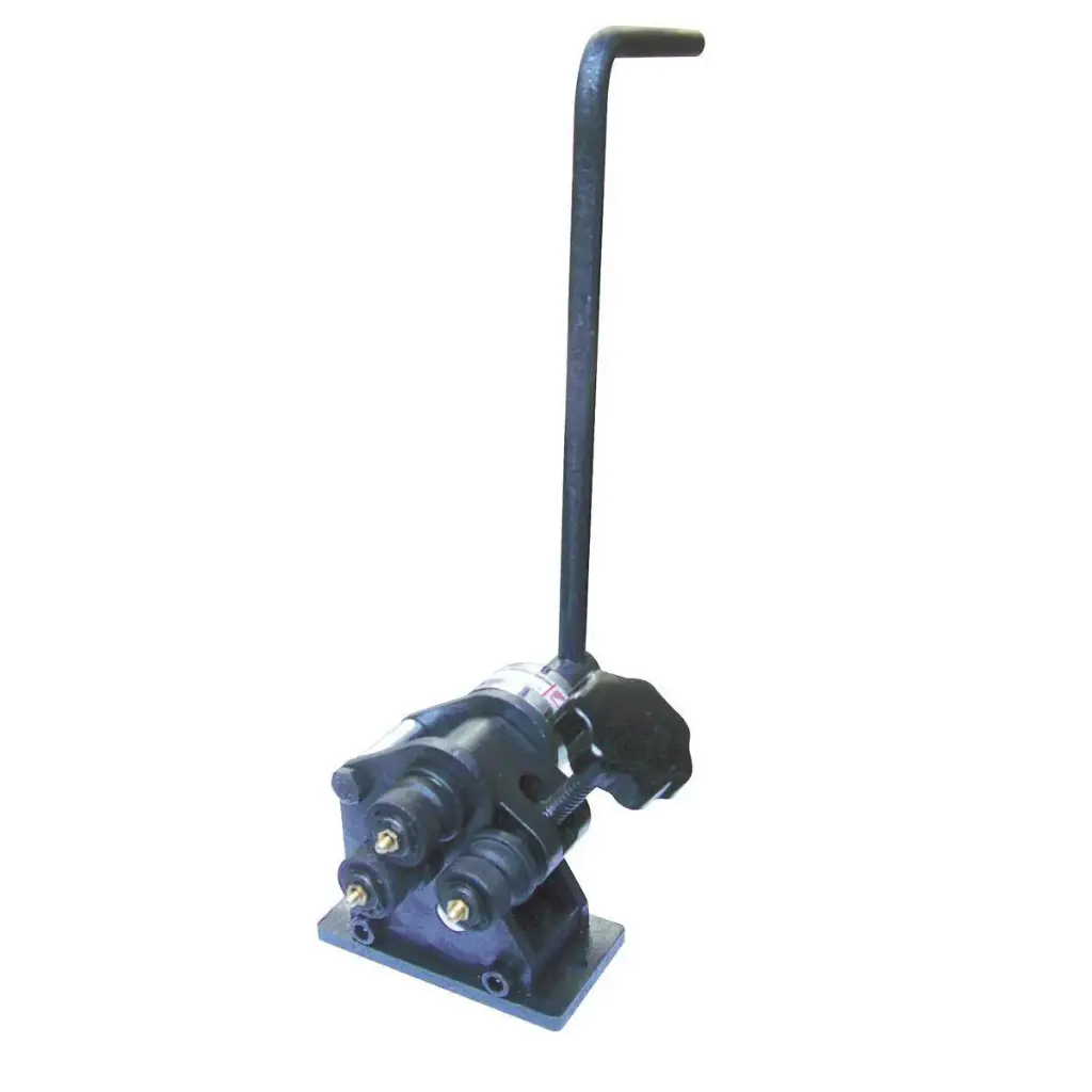 Holzmann RBM 3 taivutinkone umpitangolle