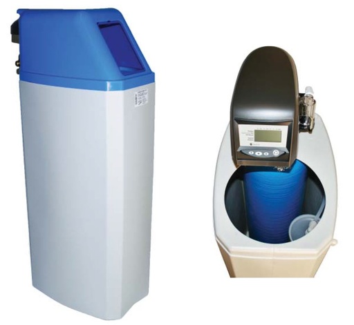 [LVI3615207] AT-25 Maxi Cabin Vedenpehmennin 31l/min